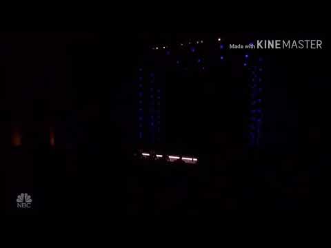 GRUPO DE  DANÇA RECEBE O - Golden Buzzer de Tyra