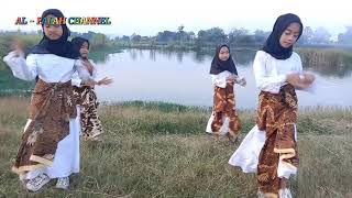 Download lagu SHOLAWAT JAWA, FULL BASS, DUIT E NUMPUK SEGUDANG, VERSI REGGAE// TANPA IKLAN mp3