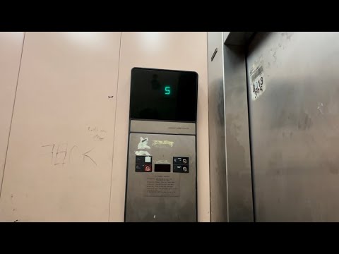 Otis MRS Restaurant Service Elevator at 2231 Crystal Dr, Arlington VA