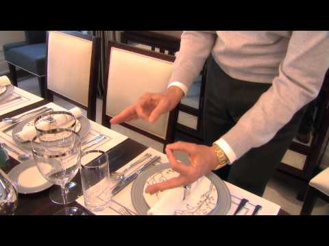 How to Set A Formal Table