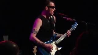 Gary Hoey - Dust & Bones (Callahan's Music Hall)