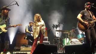 Brothers Osborne - Loving Me Back (with Lucie Silvas)