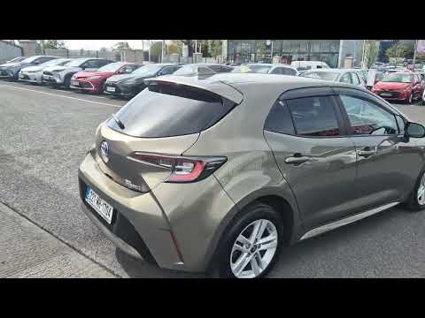 Toyota Corolla 1.8 HYBRID LUNA H/B - Image 2