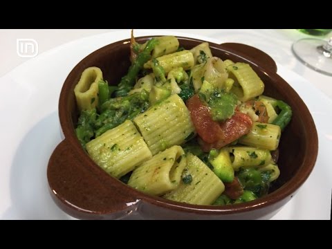 Kripe dhe Piper 16012017 - Makarona me kallamare dhe me perime te fresketa