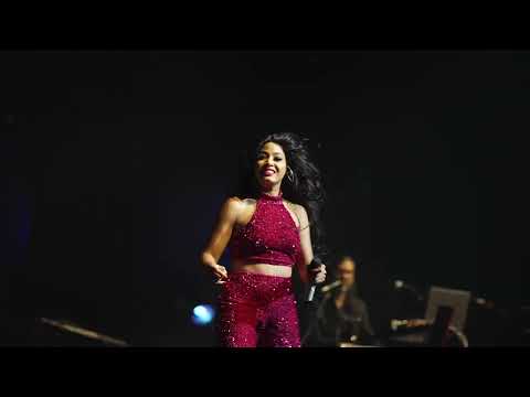 La Carcacha - Selena Forever Tribute (Live)
