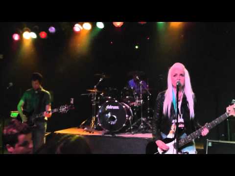 Triphazard - "Keep Your Distance"