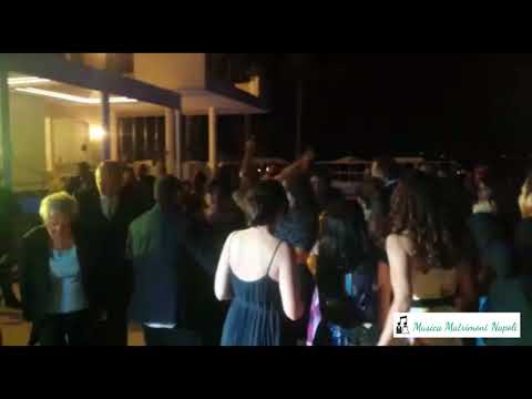 intrattenimento musicale Villa Eliana - Musica Matrimoni Napoli,Salerno,Caserta,Avellino,Benevento