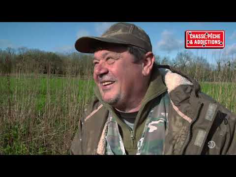 Chasseur sans son chien - Groland Le Zapoï du 10/02 - CANAL+