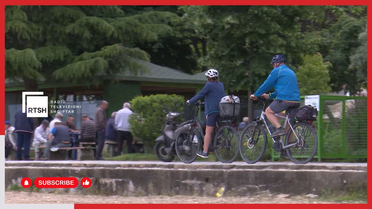Numër i lartë vizitorësh në Pogradec, turistët vlerësojnë liqenin, ajrin e pastër dhe ushqimin
