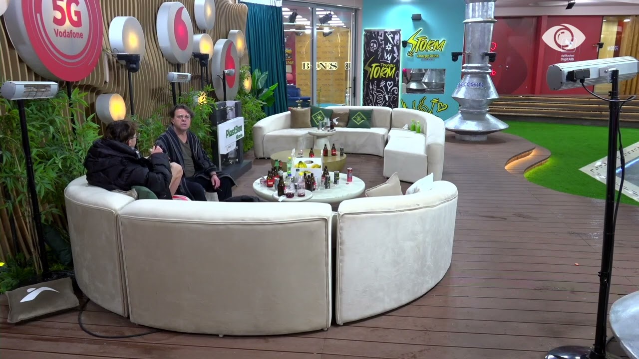 “Po më sulmojnë, sikur kam dashur të jem pervers me femrat e shtëpisë”/ Laerti diskuton me Vserlon