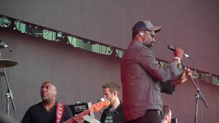 2 Massive Attack - Pray For Rain    - BST Hyde Park, 01 - 07 -2016