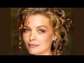 13 Sexy Photos Of Michelle Pfeiffer