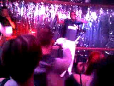 Nick Sinckler w Klubie Sixty9, 2010-02-22, Cz 3