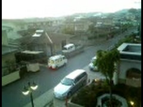 Nanahira singing from the window to a fucking van