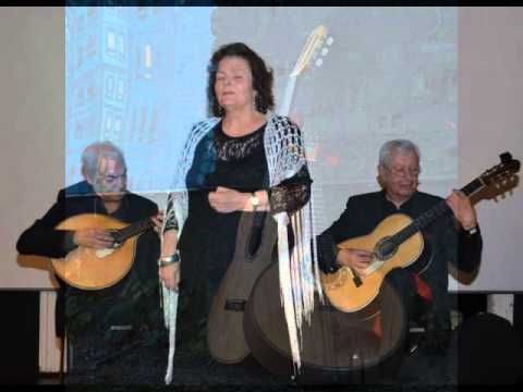 Adília Azevedo canta "Ai, minha doce loucura"