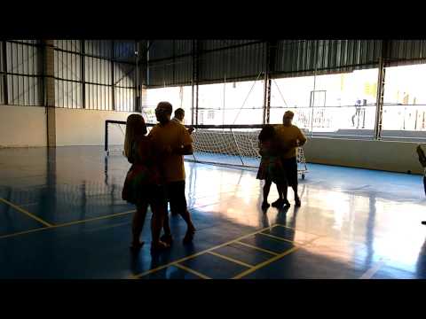 Apresentacao de dança dos alunos da adevirp