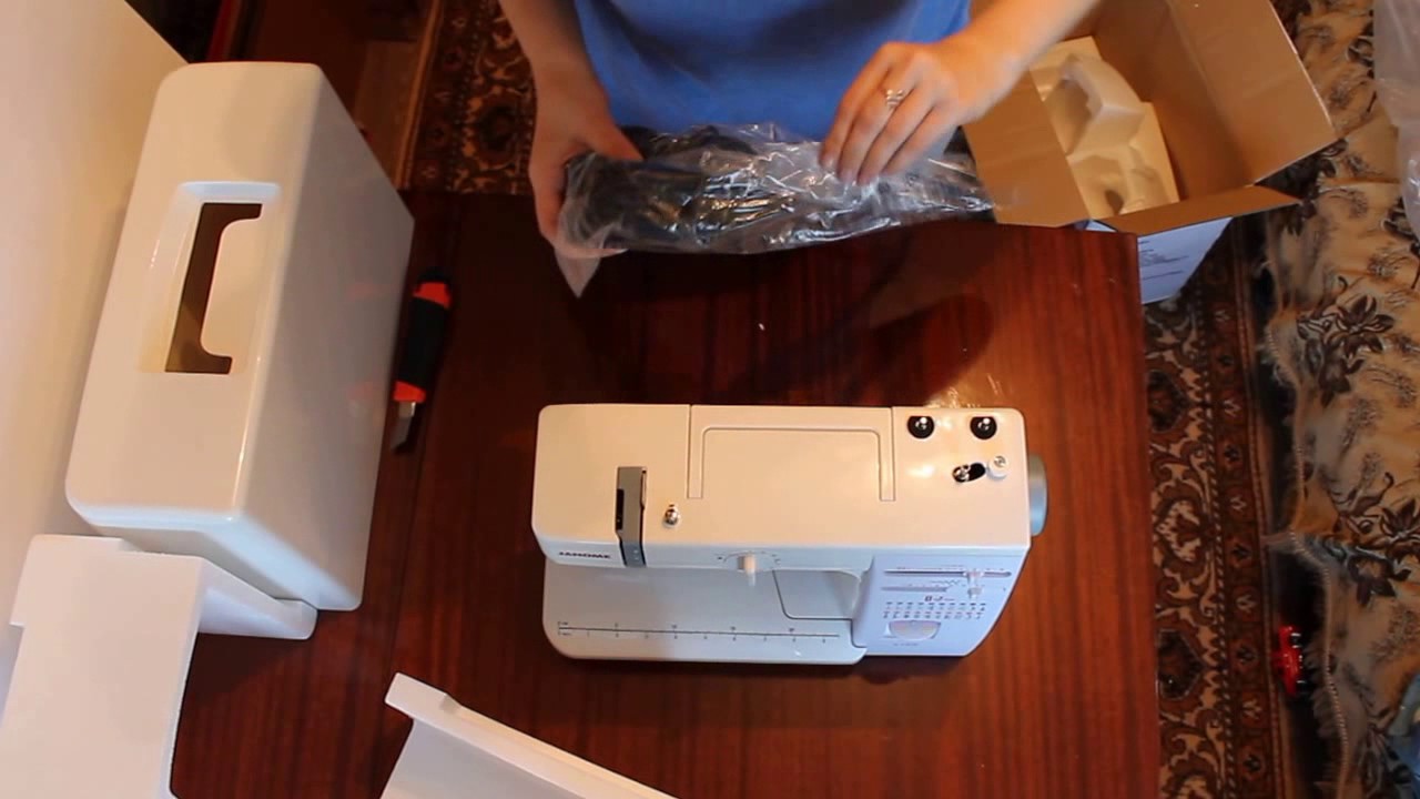 Швейная машина Janome 419S белый