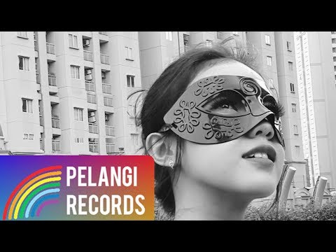 Putri Topeng - Untuk Siapa Cintamu (Official Lyric Video)