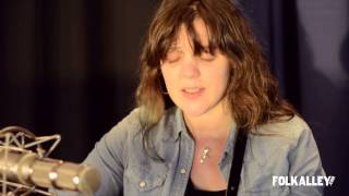 Folk Alley Sessions: Amelia Curran - "Wrecking Ball"