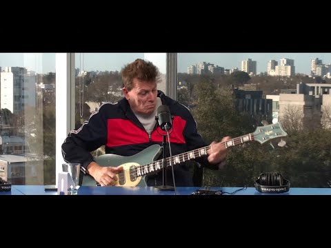 Javier MALOSETTI y su BAJO | Bang Bang con Marcos ARAMBURU y Tomás QUINTÍN PALMA