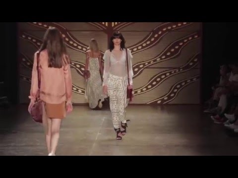Lilly Sarti Spring-Summer 2017 Fashion Show | SPFW