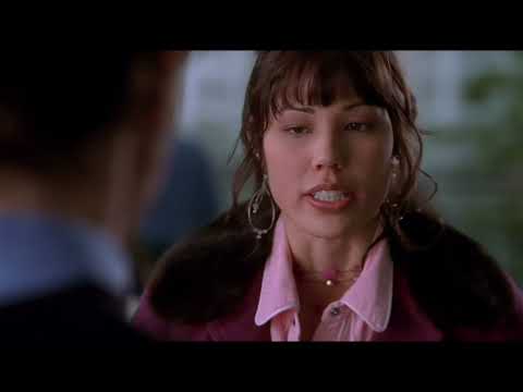 Bones Pilot Episode Angela meeting Brennan at  the airport. BTS clip