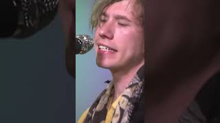 Jesse Welles SHREDS in Cosmic American #welles #fptv #grunge #arkansas