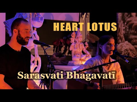 Sarasvati Bhagavatī performed by Heart Lotus (Aleah & Henning)
