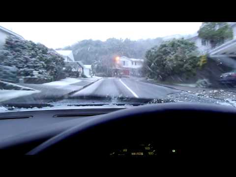 14082011 SnowingatKarori