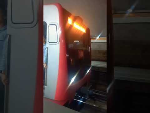 Metro de Santiago | NS-16 N°2164 | Retirándose de Estación LA CISTERNA | LINEA 2-4A