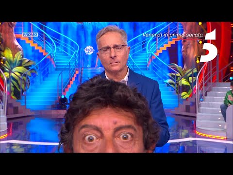 Ciao Darwin - Venerdì 8 dicembre, in prima serata su Canale 5