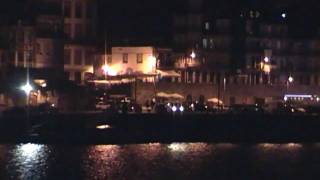 preview picture of video 'Ribeira By Night - Vila Nova de Gaia , Portugal'