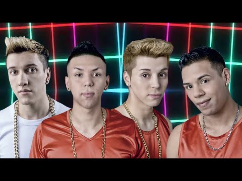 Prende la compu y pone la música famosa por su bum bum | Los Nota Lokos - Mi Nena Facebook | Tik tok