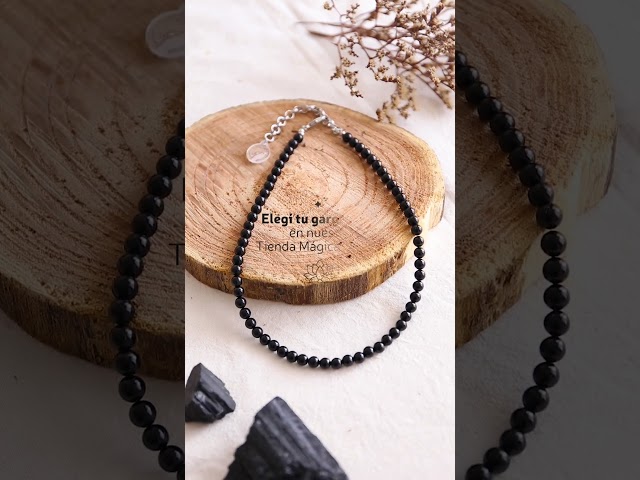 Vídeo relacionado con TOPPERFUN Collar de Mujer con Colgante de Cristal y Muñeca de Dibujos Animados Ligero y Duradero Cadena de Aleación para Fiestas y Uso Diario Negro