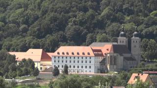 preview picture of video 'Ferienhaus Donauer im Altmühltal - Blick auf die Benediktinerabtei Kloster Plankstetten'