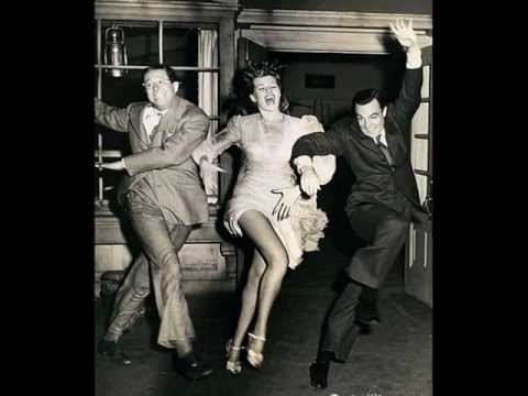 Frank Trumbauer & His Orch. - Happy Feet, 1930