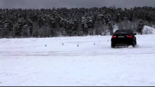 preview picture of video 'BMW Winter Challenge, Питер, 2013. ч.2. Заур на X6 на малом круге'