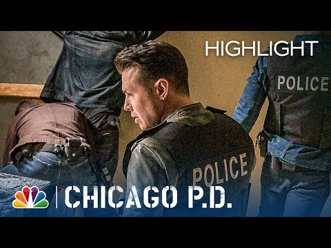 Ruzek and Antonio Fight - Chicago PD (Episode Highlight)