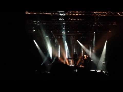 Bonobo - Towers (live @ 013 Tilburg, The Netherlands, 11/03/2014)