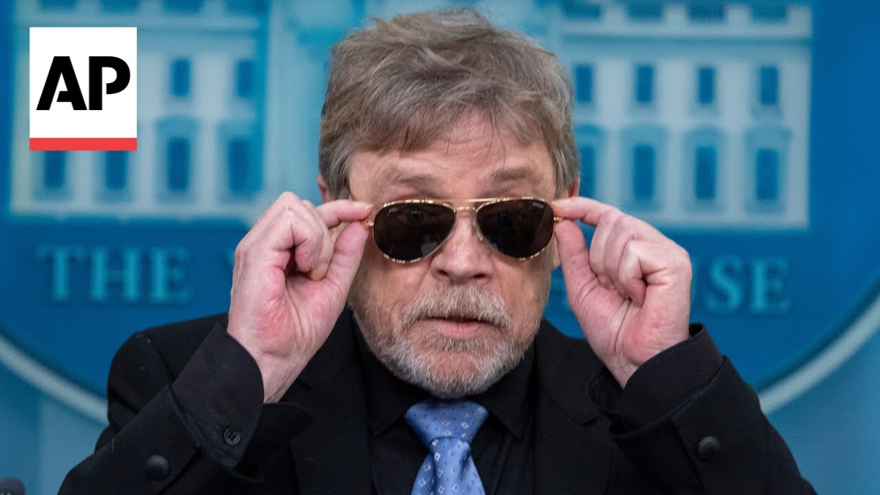 &lsquo;Star Wars&rsquo; actor Mark Hamill drops by White House for a visit with &lsquo;Joe-bi-Wan Kenobi&rsquo;