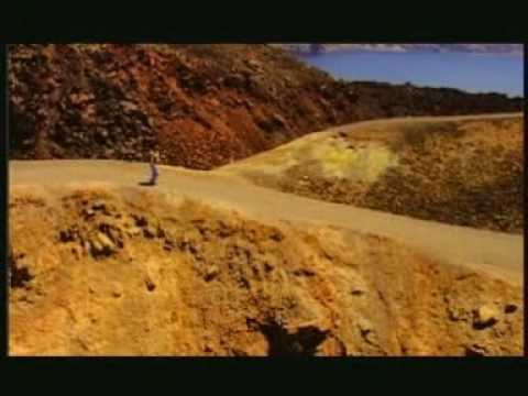 Video thumbnail for Για Δες Ποια Μιλάει (Gia Des Pia Milai)