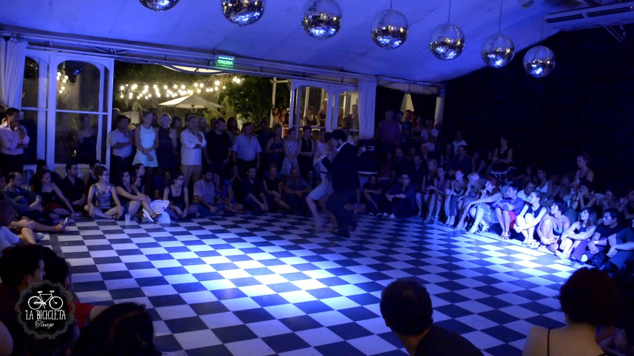 Andrés Molina y Natacha Lockwood en La Bicicleta Milonga 2