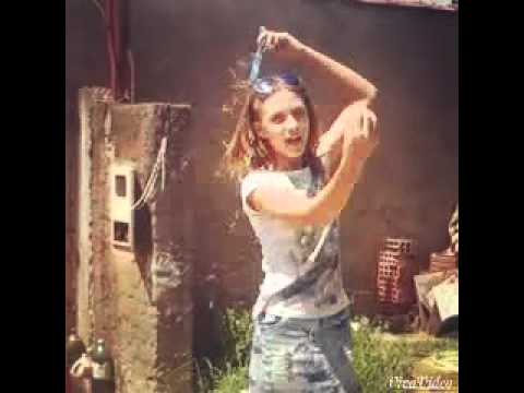 Shower-by luana and bia