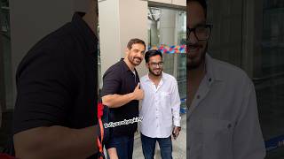 Download lagu Meet with fans John Abraham snapped 🔥🔥at Delhi #johnabraham #johnabrahamofficial #trendingshorts mp3