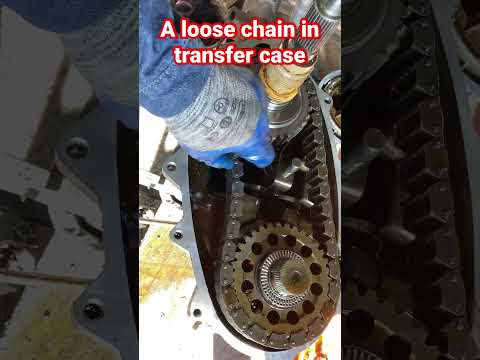 A loose chain of NP208 transfer cases in #jeep wagoner #shorts