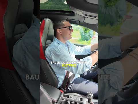 AUDI RS Q3 Sportback quattro S tronic-video-11