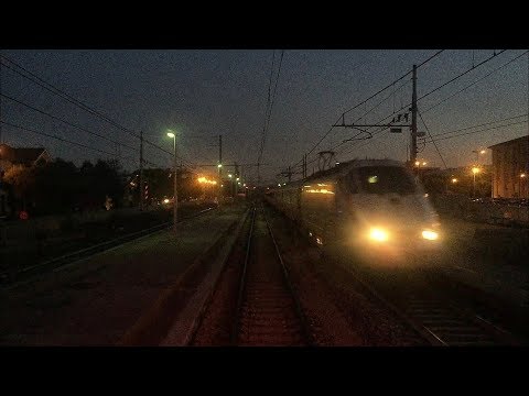 Precedenza tra InterCity e Frecciabianca @Porto San Giorgio Fermo - Visuale Dalla Coda!