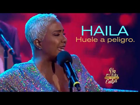 Haila María Mompié - HUELE A PELIGRO (En Vivo)