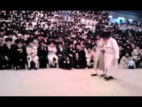 Toldos Aharon - Mitzva Tance - 2012 - Part 2