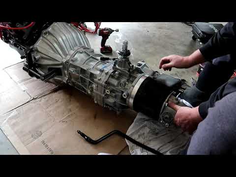 Jeep CJ7 Update 53 - Mounting the Dana 300 Transfer Case to the AX15 Transmission